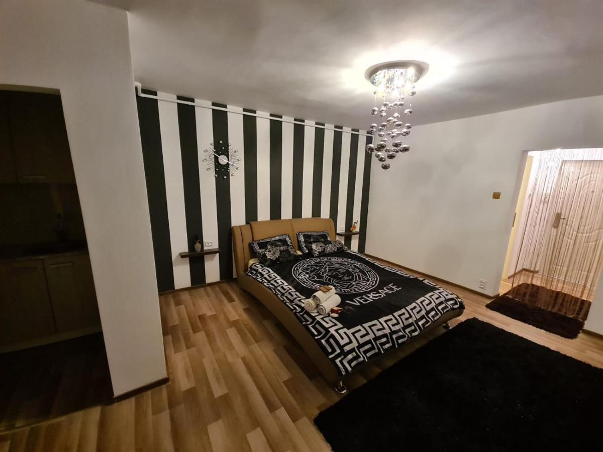 Apartament Cristina Lejlighed Deva Eksteriør billede